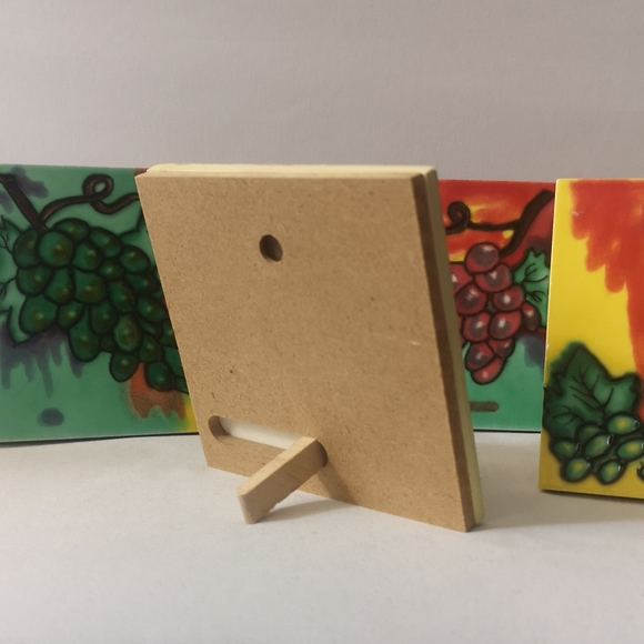 Set of Four Ceramic Pottery Tiles, Wine & Grape Motif, Vibrant, Hanging or Stand - Picture 2 of 9